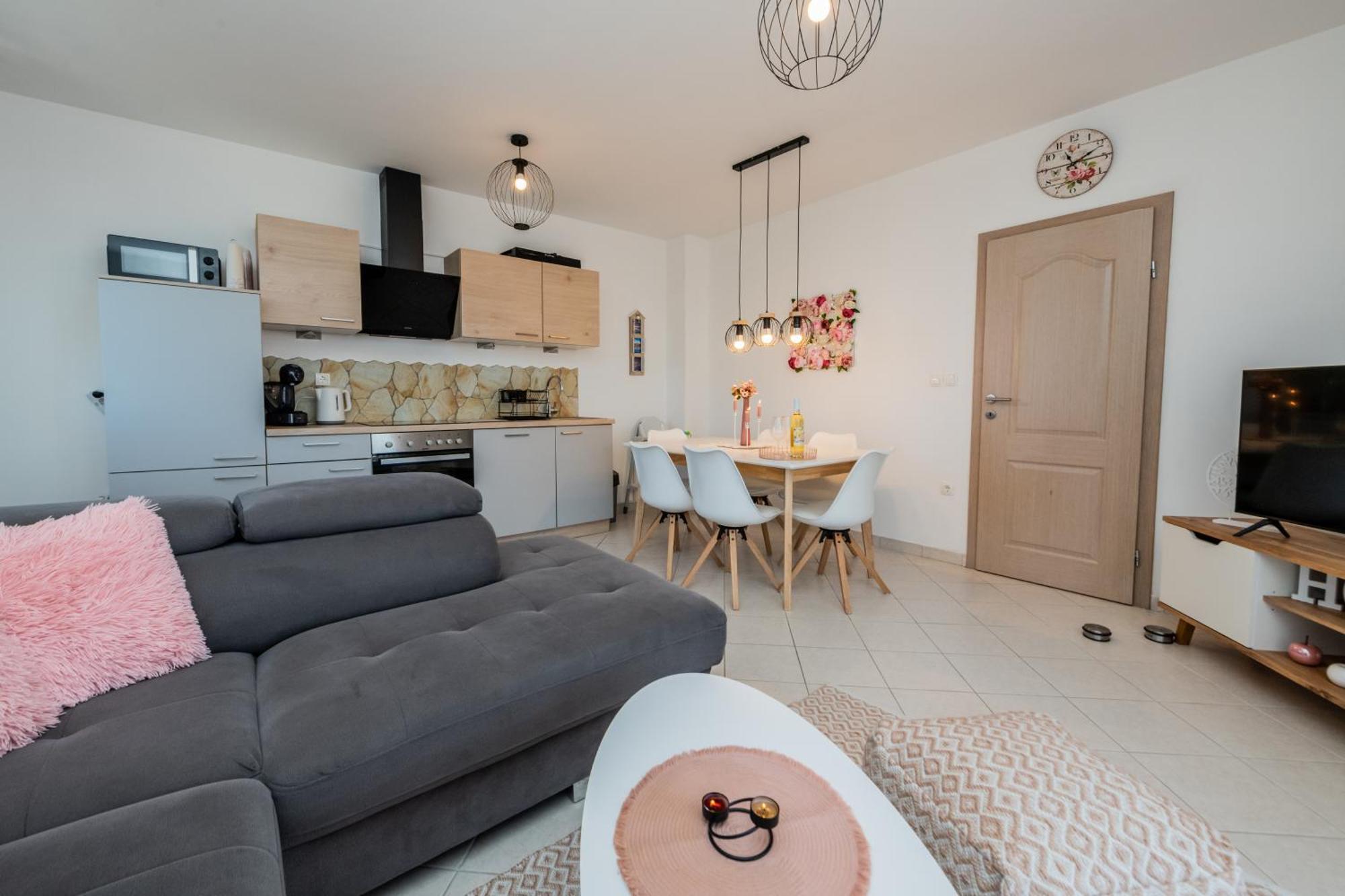 Sun Island Apartment Trogir Zewnętrze zdjęcie