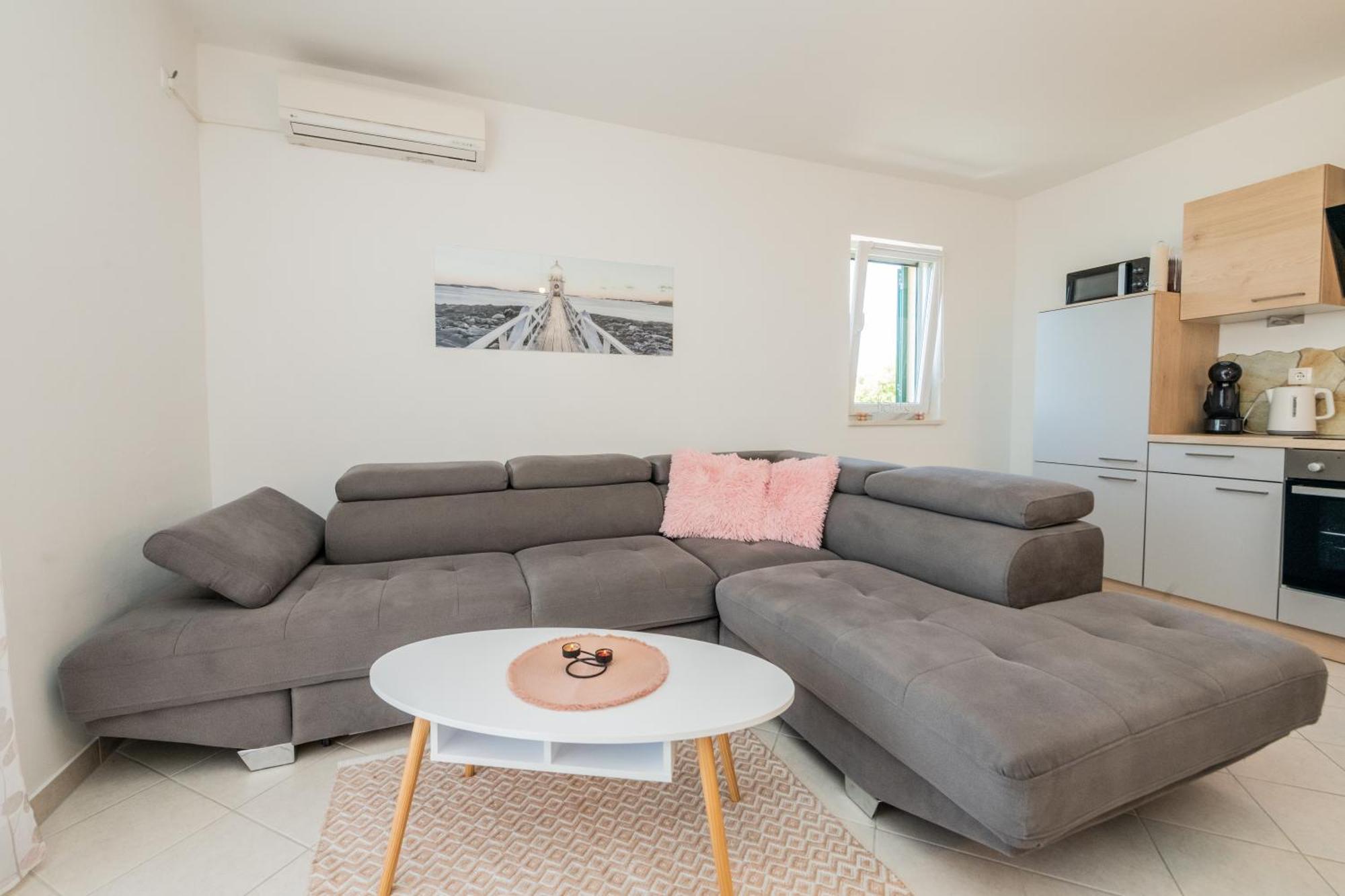 Sun Island Apartment Trogir Zewnętrze zdjęcie